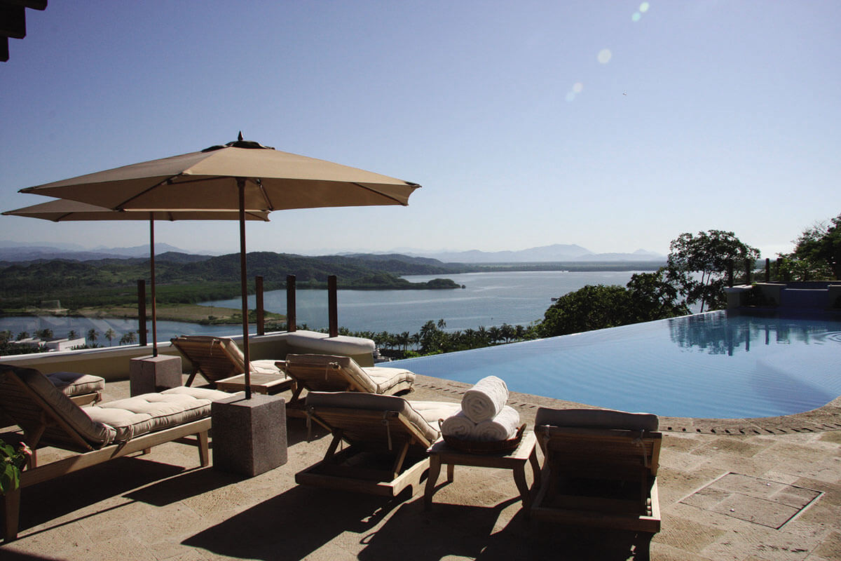 hoteles-boutique-de-mexico-villa-casa-colina-isla-navidad-2
