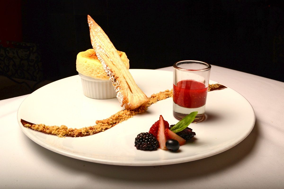 Mexico Boutique Hotels, Café des Artistes hoteles-boutique-de-mexico-expresionesculinarias-cafedesartistes-vallarta23