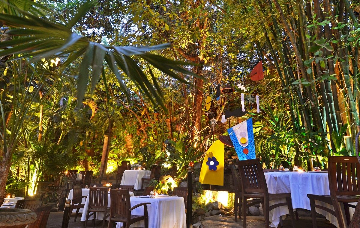 Mexico Boutique Hotels, Café des Artistes hoteles-boutique-de-mexico-expresionesculinarias-cafedesartistes-vallarta33