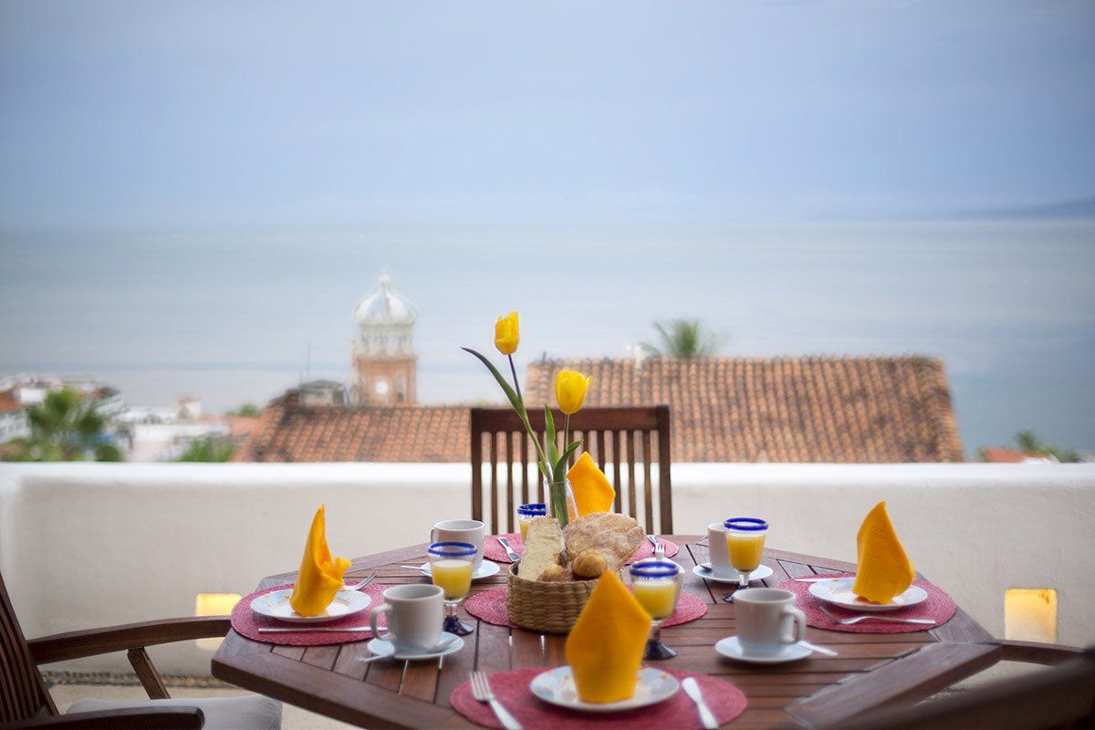 hoteles-boutique-de-mexico-hotel-luna-liquida-puerto-vallarta-desayuno-sol hoteles-boutique-de-mexico-hotel-luna-liquida-puerto-vallarta-desayuno-sol