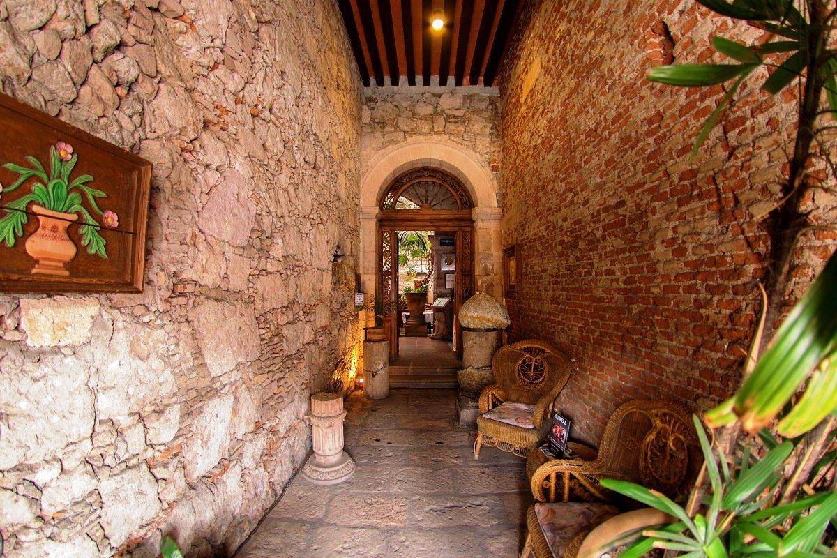 hoteles-boutique-de-mexico-Expresiones-Culinarias-LosMirasoles-Morelia-06 hoteles-boutique-de-mexico-Expresiones-Culinarias-LosMirasoles-Morelia-06
