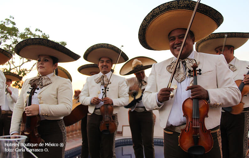 hoteles-boutique-en-mexico-el-marichi-mas-que-solo-una-tradicion.