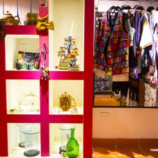 Let’s go shopping! Discover “Santo Tesoro”