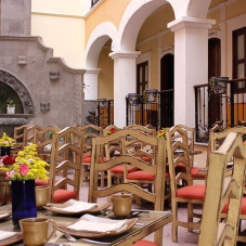 Amor a Puebla – Theater Play and Dinner