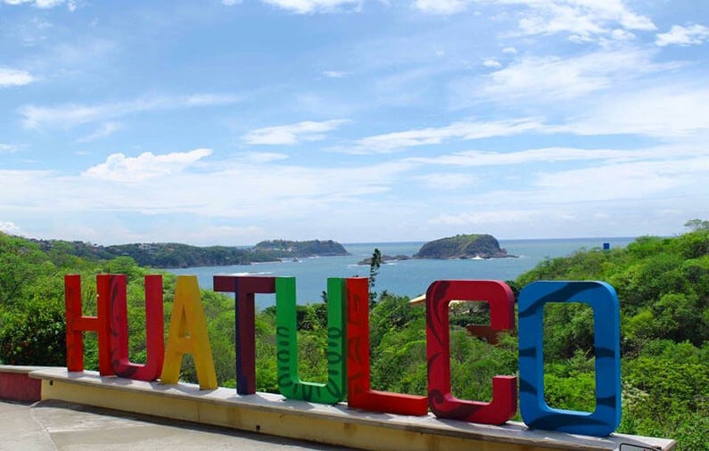 Huatulco: The Essentials