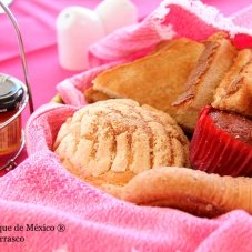 About teleras, conchas and trenzas