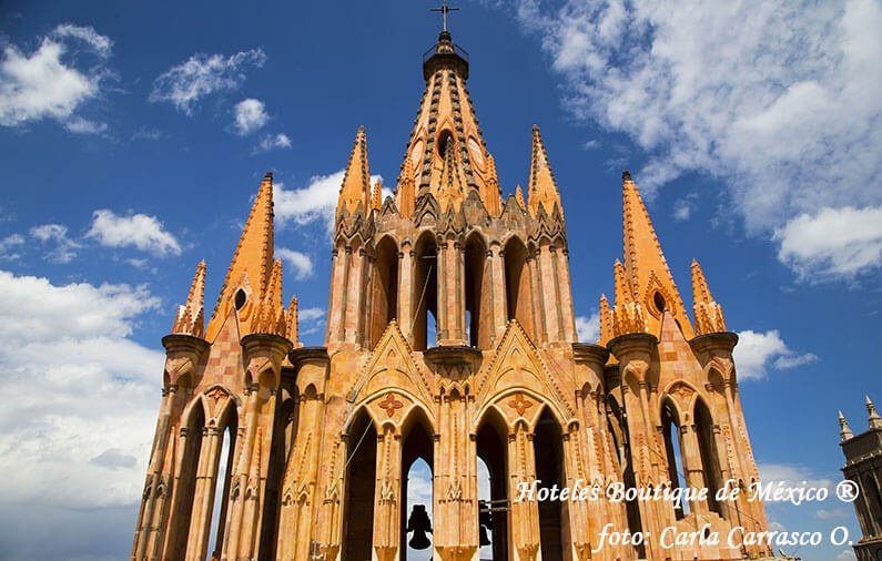 Meet the top 5 emblematic mexican churches and cathedrals